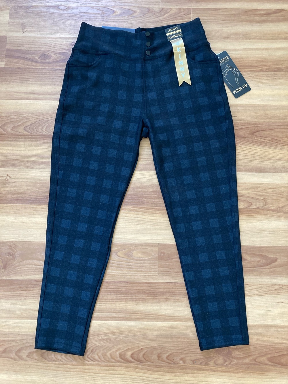 Slimming Skinny Pants in Black Grey Plaid Pull On Leggings